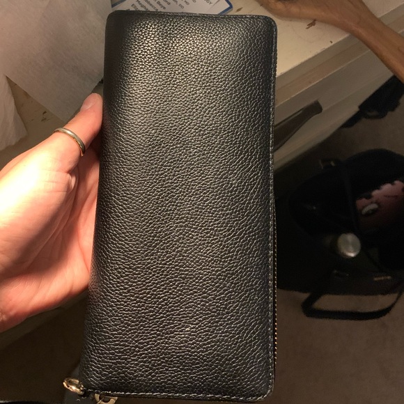 Michael Kors wallet - Picture 3 of 5
